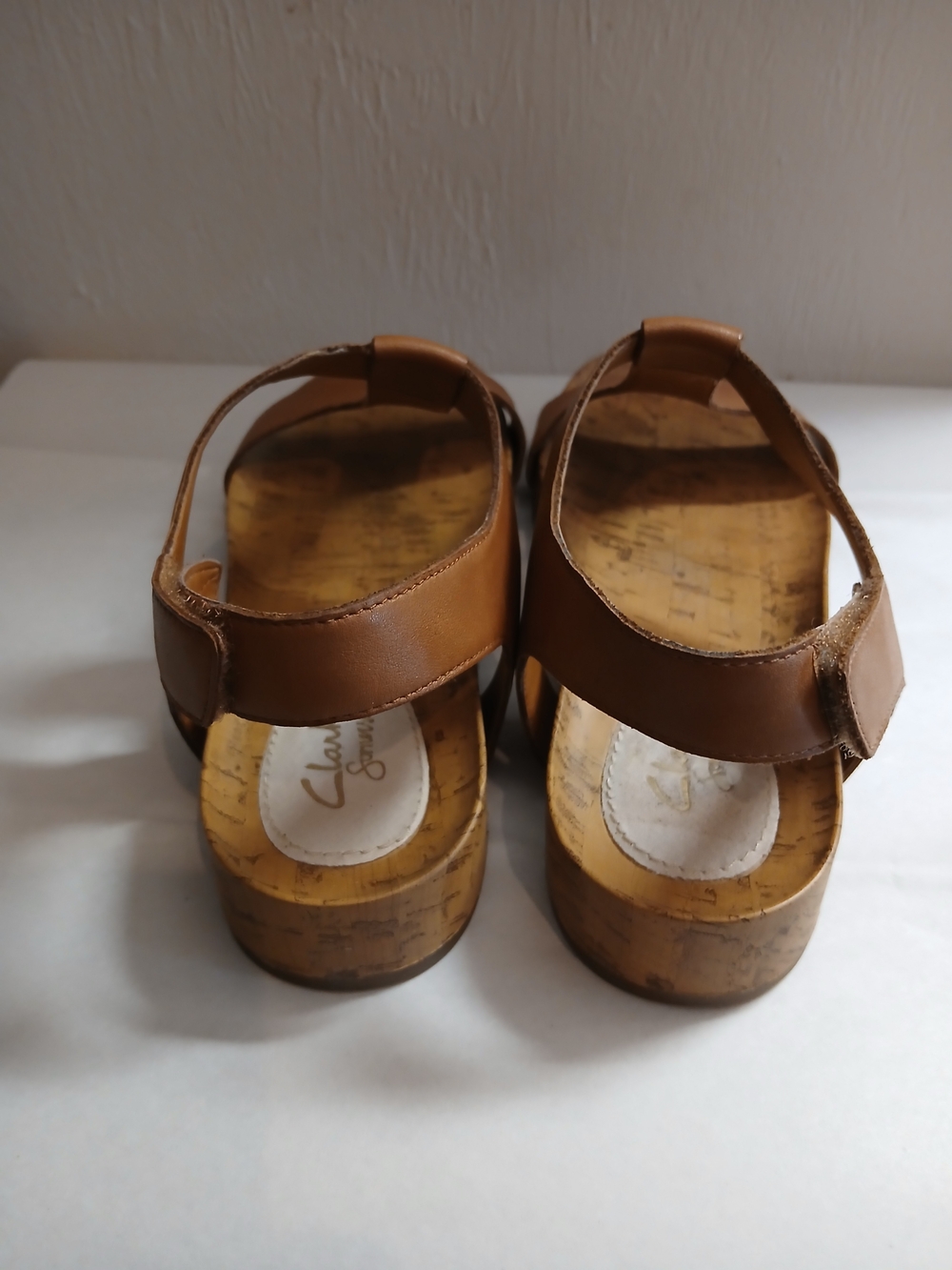 Clarks Tan Leather T-Strap Slingback Sandals - Picture 3 of 6